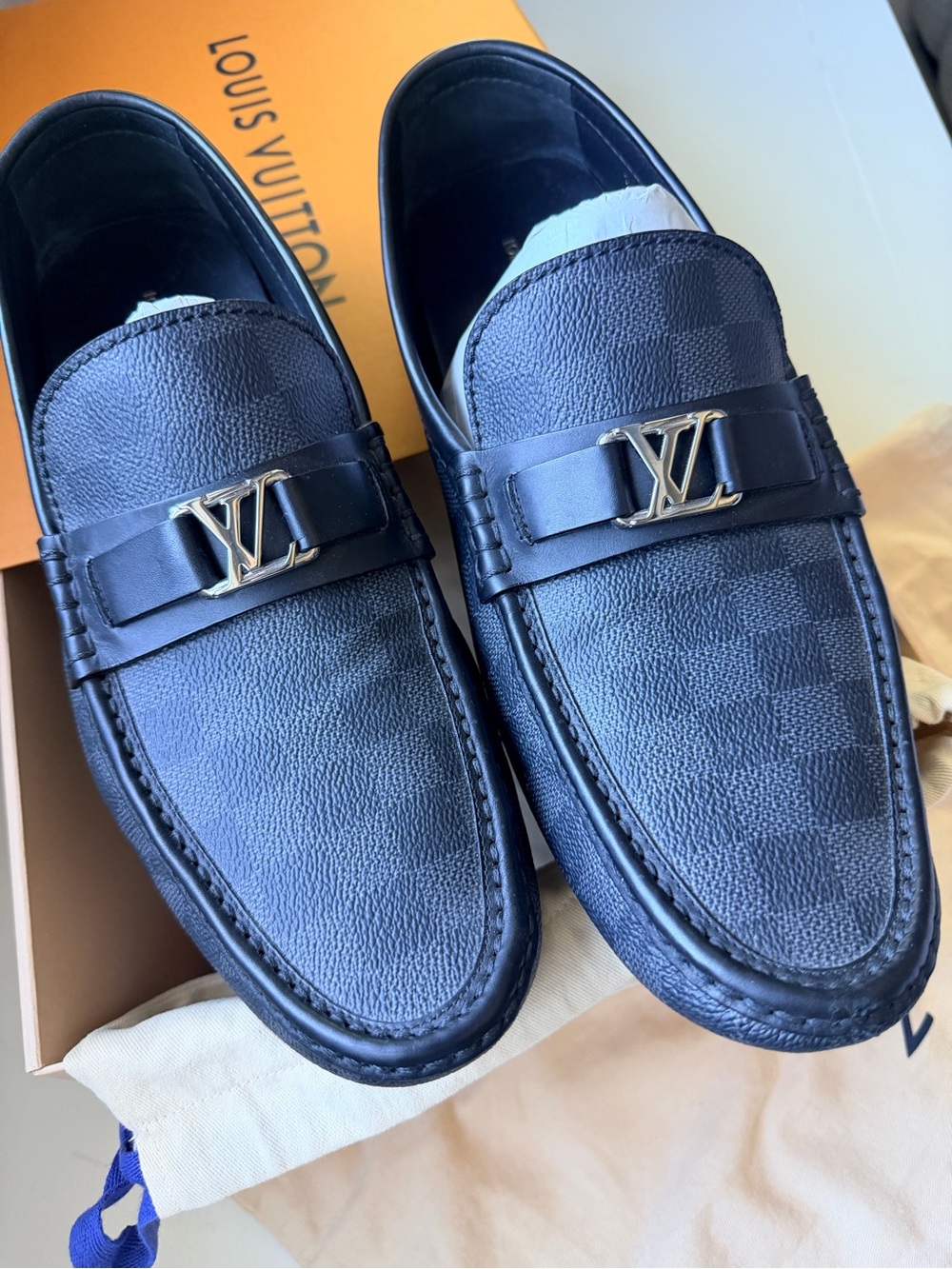 Louis Vuitton Men’s Hockenheim Moccasin Loafer in DAMIER Graphite in excellent